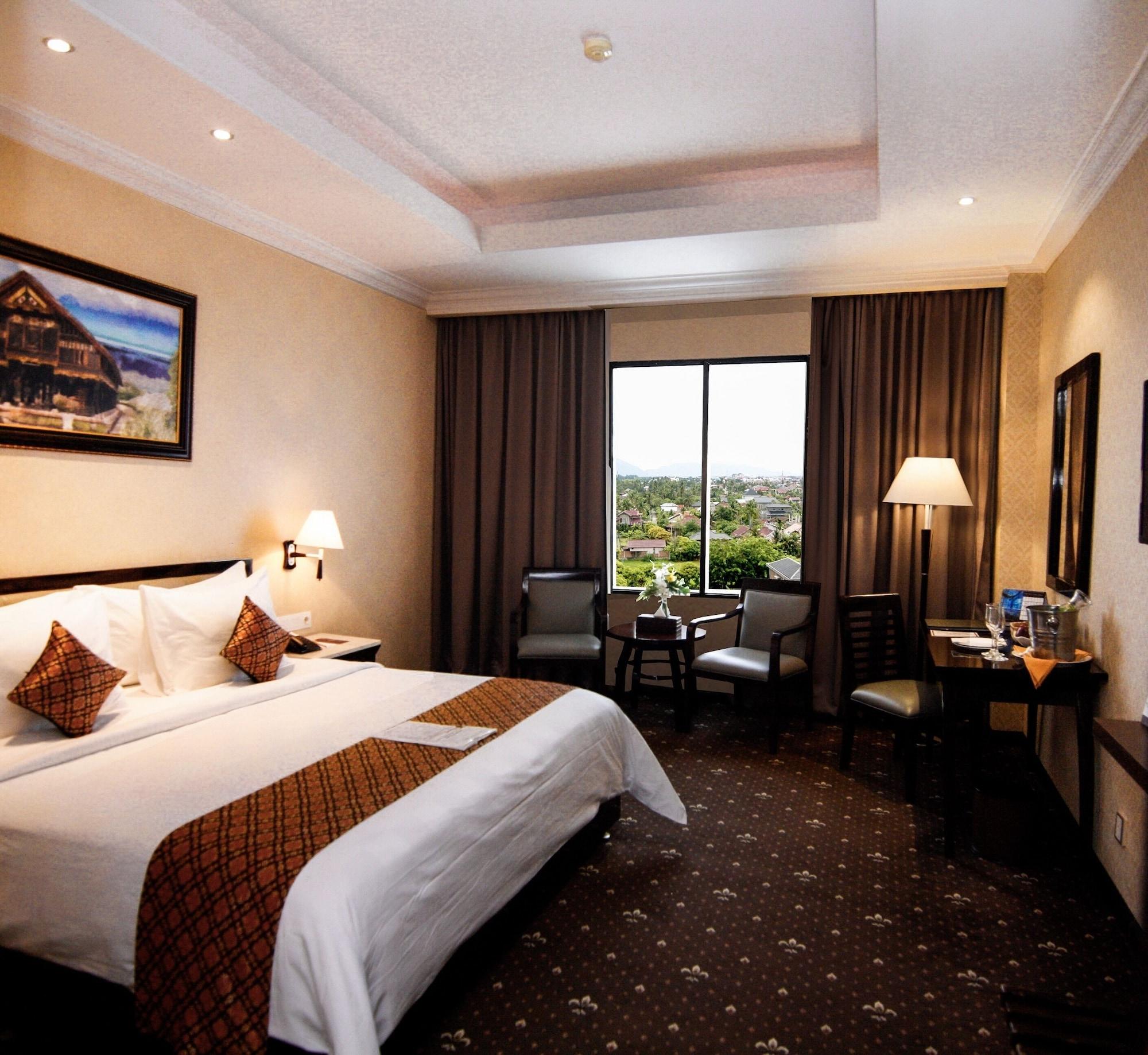 Hermes Palace Hotel Banda Aceh Buitenkant foto
