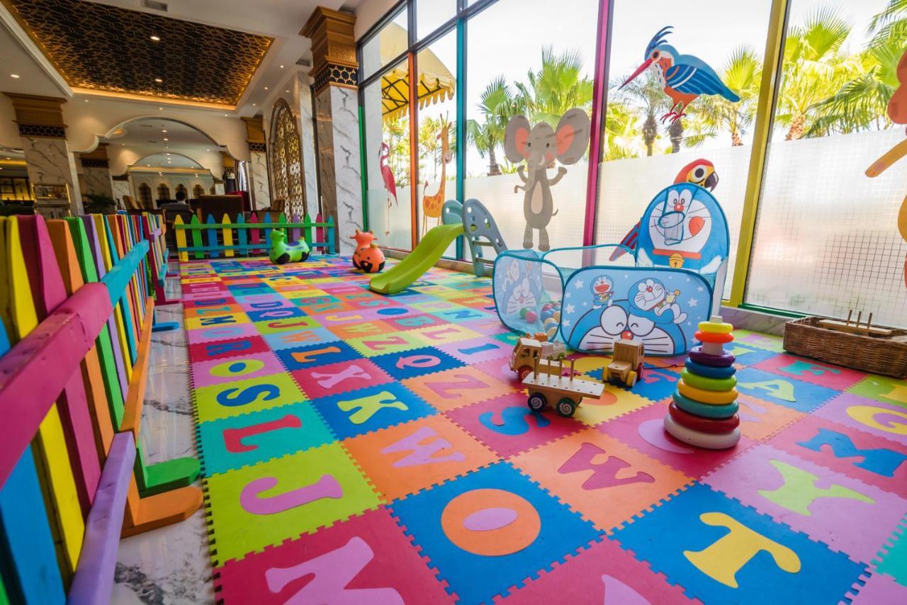 Hermes Palace Hotel Banda Aceh Buitenkant foto