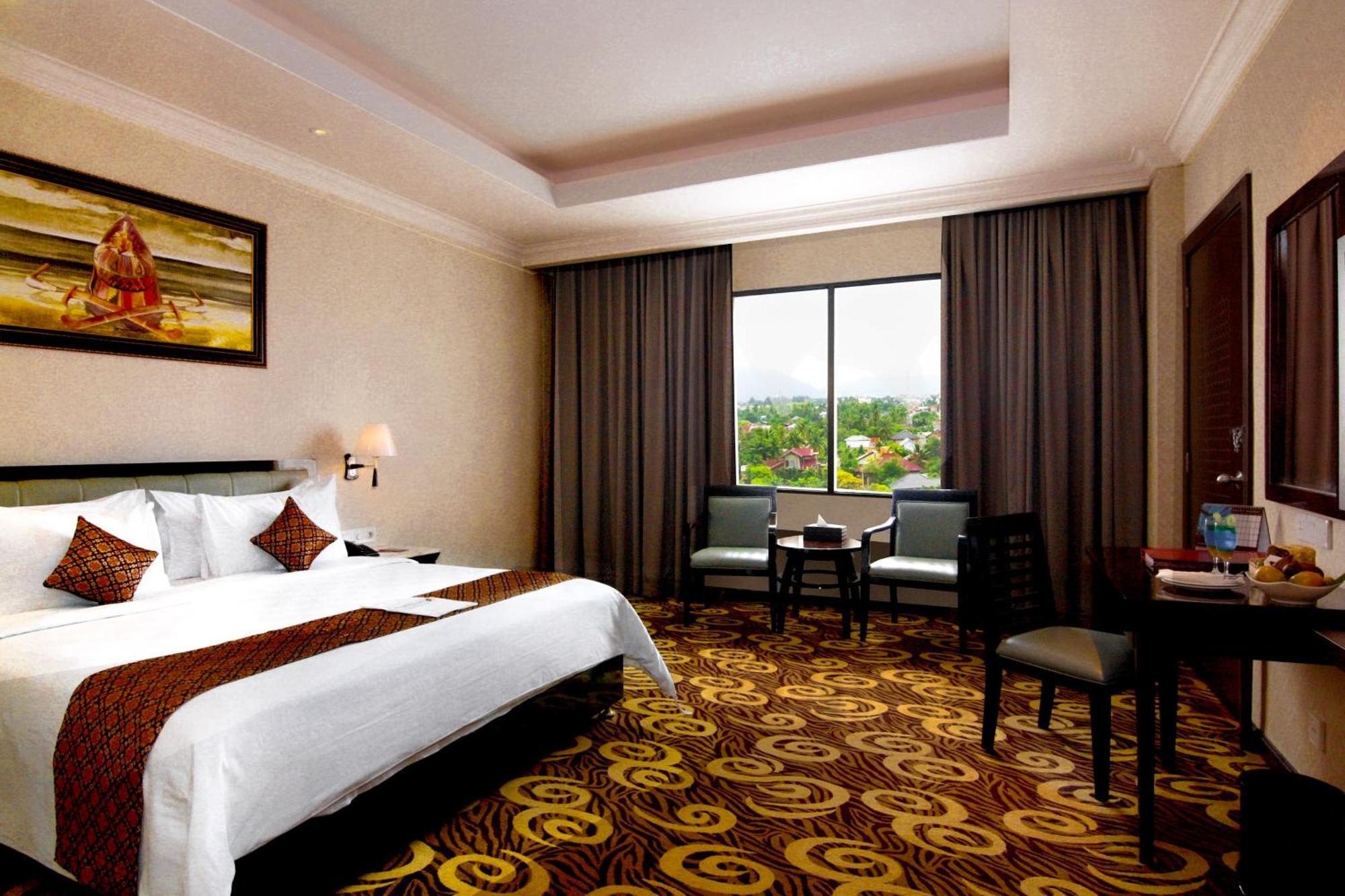Hermes Palace Hotel Banda Aceh Buitenkant foto
